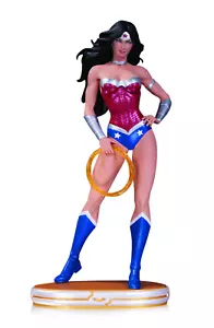 Wonder Woman Statue Cover Girls of the DC Universe Artgerm 4378/5200 NEW SEALED - Picture 1 of 8