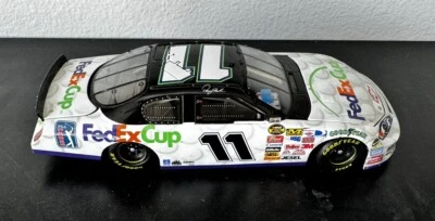 Denny Hamlin 2006 #11 FedEx Cup/PGA Monte Carlo SS Club Car escala 1:24 Foto 1 de 4