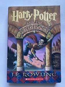 1999 Harry Potter and the Sorcerer's Stone First Edition/First Print Paperback - Picture 1 of 4