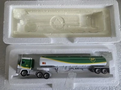 Matchbox Collectibles Ultra BP DAF 3300 Space Cab Gas Tanker Die Cast CCY13-M Foto 1 de 2
