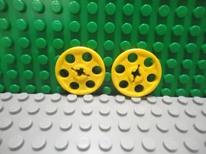Lego 2 Yellow technic Wedge Belt Wheel - Picture 1 of 1