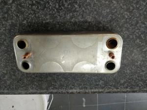 Vokera Compact 25 25HE Warmwasser-Wärmetauscher & SCHRAUBEN 8036 - Bild 1 von 2