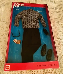 Ken FASHION AVENUE DEAL MAKER Fashion 2002 Mattel NRFB Asst.25752 28162-0980 - Picture 1 of 2
