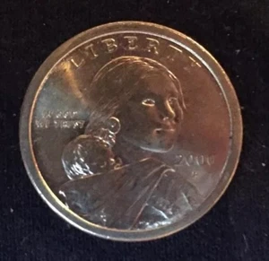 2000-P Sacagawea Golden Dollar NICE! - Picture 1 of 2