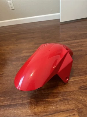 2003-2008 Suzuki SV650 Front Fender RED Good Condition - Image 1 of 4