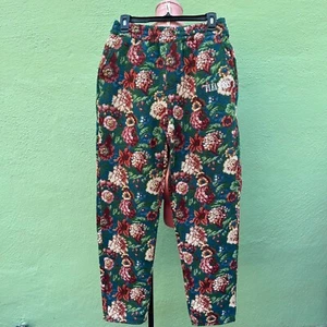 Pantalones Pleasures Now Eternal Tejidos Fácil Diseñador Floral Tapiz Pantalón Hombres M - Imagen 1 de 9