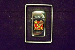 1982 ZIPPO SLIM LIGHTER MLRS VOUGHT MILITARY - Picture 1 of 5