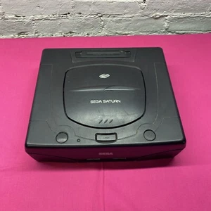 Sega Saturn (MK-80000A, 1996) Konsole nur für Teile ungetestet - Bild 1 von 1