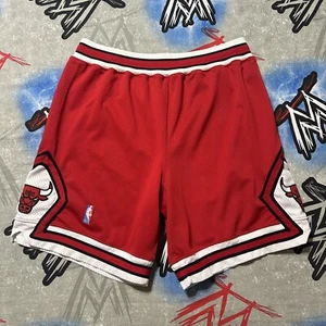 Nike Team Sports 1996 1997 Chicago Bulls Home Game Shorts Michael Jordan Size 36 - Picture 1 of 4