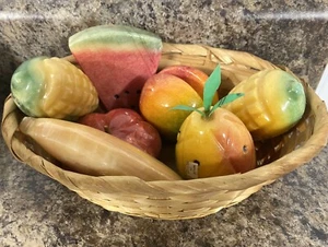 Lote de 7 frutas talladas a mano de piedra de ónix de alabastro - Imagen 1 de 14