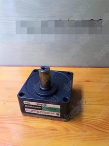1PZ Riduttore 5GVH18 motore orientale usato #WD6 - Foto 1 di 4