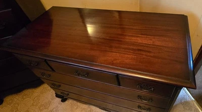 Cómoda de caoba.  excelente estado. casi perfecto 1930 a 1940 Foto 1 de 4