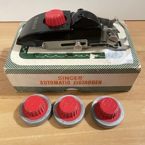 Zigzagger automatico Singer 1956 comandi modello 4 punti con scatola originale #161102 - Foto 1 di 12