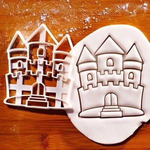 Castle cookie cutter - Medieval dragon princess knight Rapunzel fairy tale royal - Picture 1 of 5
