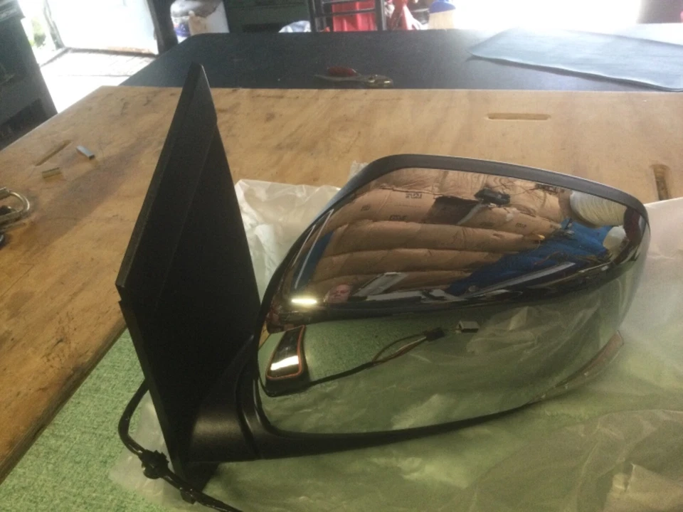 镜子驱动器左侧加热 5113257AA 适用于克莱斯勒 Town & Country 原始设备制造商 全新 — 第 1/4 张图片