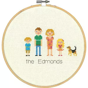 Kit de punto de cruz ~ Dimensiones todo en la familia retrato personalizable #70-35332 - Imagen 1 de 5