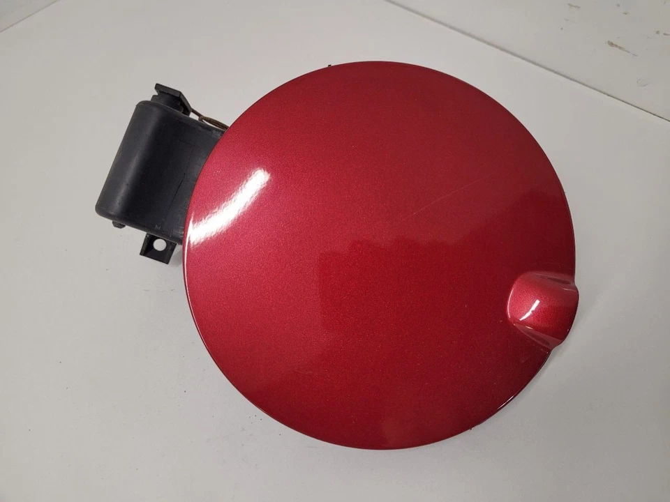 Ford Fusion 2010 11 2012 puerta de llenado de combustible roja 9E5Z54405A26AA      Foto 1 de 4