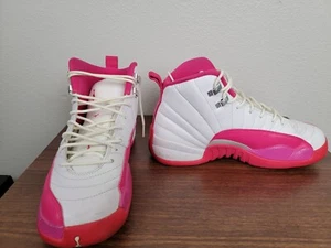 Nike Air Jordan AJ12 Vivid Pink Metallic Silber Schuhe 510815-109 Größe 8,5 - Bild 1 von 15