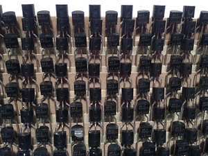 10 Stück/ 10 pieces  STBV45 NPN POWER TRANSISTOR TO-92 = MJE13002A 13003 13001 - Bild 1 von 5