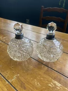 Vintage Crystal Cut Glass Perfume Bottles with Stopper x 2 - Foto 1 di 4