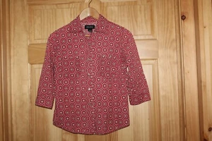Xhilaration Women's Orange/Black/Cream Calico Print Snap Front Shirt - Size S - Picture 1 of 3