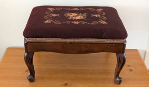 Nice Vintage Victorian Floral Needlepoint Foot Stool with Fancy Wood Legs - Picture 1 of 8