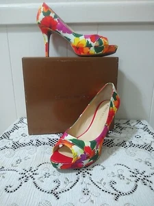 Audrey Brooke Floral Canvas Peep Toe Platform Heels 3.75" Size 8.5 VGC - Picture 1 of 11