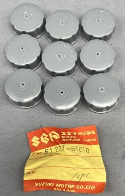 Tapas de tanque de aceite 51221-51010 nuevas oem rr@3,63 cantidad (9) Suzuki TM250 TM400 Foto 1 de 4