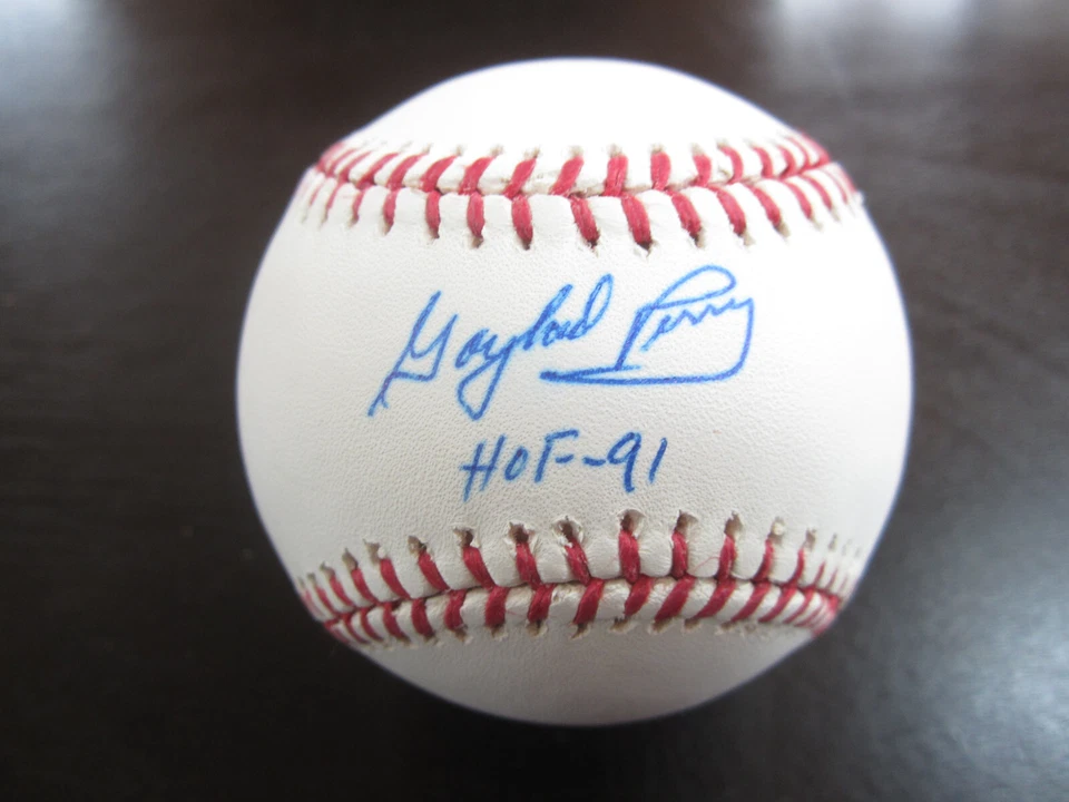 Gaylord Perry Autograph Signed Baseball HOF 91 San Francisco Giants - Image 1 of 1