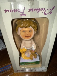 Vintage Bobbing Foto Head Picture Frame  Bobble Head Year 2004. - Picture 1 of 5