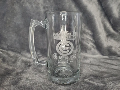 Chicago Cubs 2016 World Series Champions Etched Glass Large Beer Stein Mug Cover
