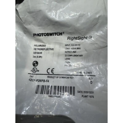 New Sealed Allen Bradley 42EF-P2MPB-F4 RightSight Photoelectric Sensor - Image 1 of 4