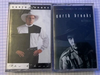 Lot (2) Garth Brooks Cassette Tapes No Fences, The Chase - Image 1 of 4