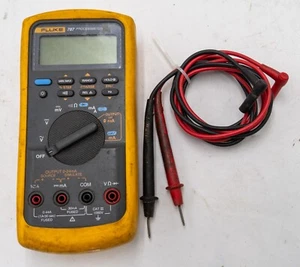 Fluke 787 ProcessMeter Multimeter mit Leitungen - Bild 1 von 9