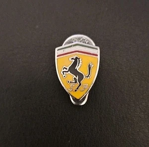 PIN SOLAPA OMEA MILANO FERRARI AÑOS 60, ESMALTE - VER FOTOS - Imagen 1 de 3