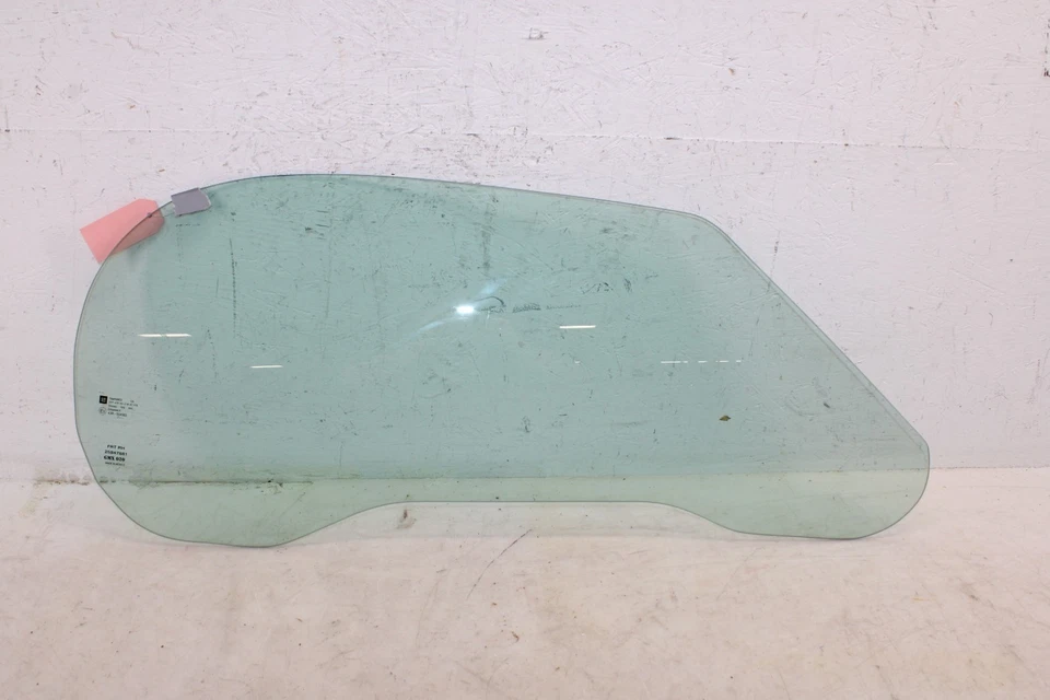 Vidrio ventana puerta derecha Saturn Sky 2007-2010 OEM LN30 Foto 1 de 3