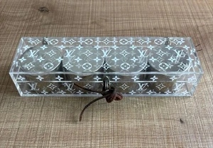 Louis Vuitton Kerzendosen 4er Set Behälter Blechdose 4 Stück - Bild 1 von 15