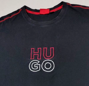 Camiseta Hugo Boss Para Hombre Negra Manga Corta Talla L Logo Apilado Gráfico Cuello Redondo - Imagen 1 de 7