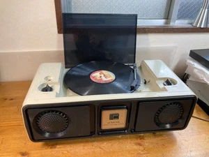 Victor Portable Record Player STE7300M PreOwned - Picture 1 of 8