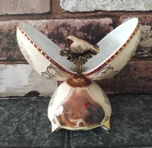 Bradford Exchange Musical Egg Jewel of Nature Robin Heirloom Sankyo Collectable - Picture 1 of 10