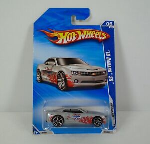2009 Indy 500 Pace Car 1:64 Scale Hot Wheels Diecast 2010 Chevrolet Camaro SS