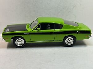 Road Signature 1969 Plymouth Barracuda 440 Green 1:18 Die Cast