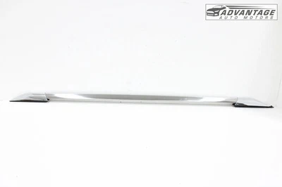 Lincoln Navigator Long U554 2018-24 portaequipajes riel derecho moldeador OEM Foto 1 de 4