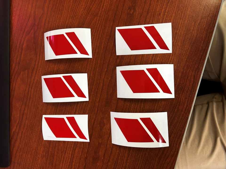 Красная виниловая наклейка на обод колеса 3M светоотражающая 6 шт подходит для Dodge Charger - Изображение 1 из 1