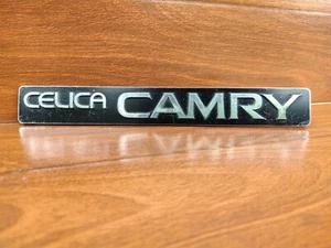 CELICA CAMRY Rear Trunk Emblem Badge fit Toyota Celica Camry RA55 TA57 Genuine - Foto 1 di 12