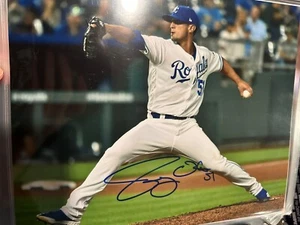 Jerry Vasto Hand Signed InPerson Kansas City Royals Pitcher 8x10 Photo Authentic - Picture 1 of 2