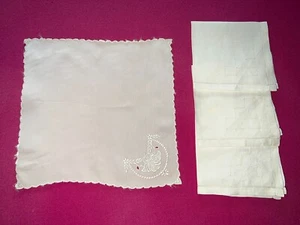 4 mouchoirs anciens en fil de coton et un en soie - Picture 1 of 3