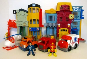 Fisher-Price Imaginext Rescue City Center Spielset Feuerwehr Krankenwagen 2013 - Bild 1 von 7