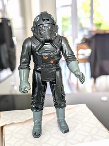 Star Wars: Genuine Vintage Tie Fighter Pilot Action Figure ©L.F.L 1982 Hong Kong - Picture 1 of 2