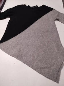 360 CASHMERE Round Neck 100% CASHMERE (S) Black & Gray Sweater SLANTED FRONT - Picture 1 of 5